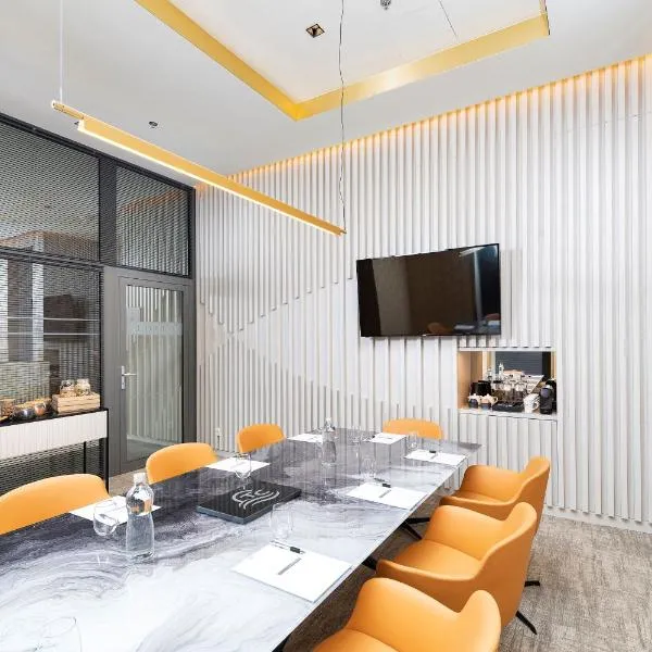 Three Corners Avenue Hotel, hotel en Budapest