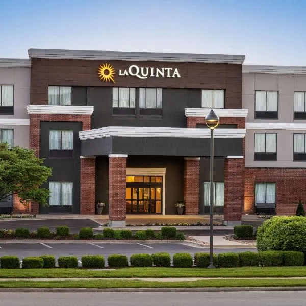 La Quinta by Wyndham Springfield Airport Plaza, hôtel à Springfield