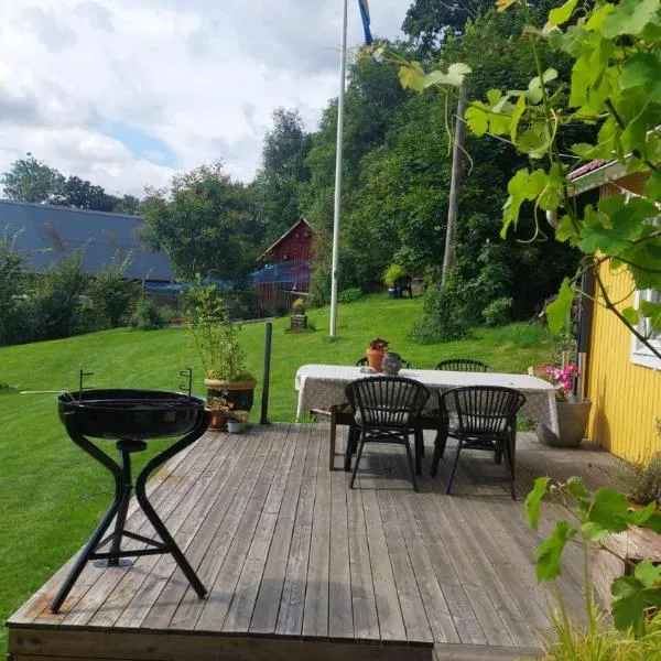 Magnoliabackens Bed and Breakfast, hotel v destinaci Ullared