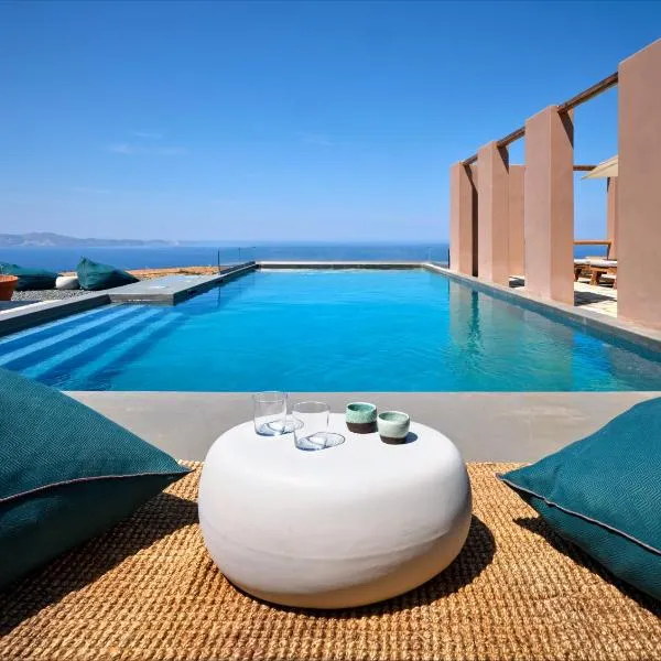 Under the Sun Cycladic Village、ティノス・タウンのホテル