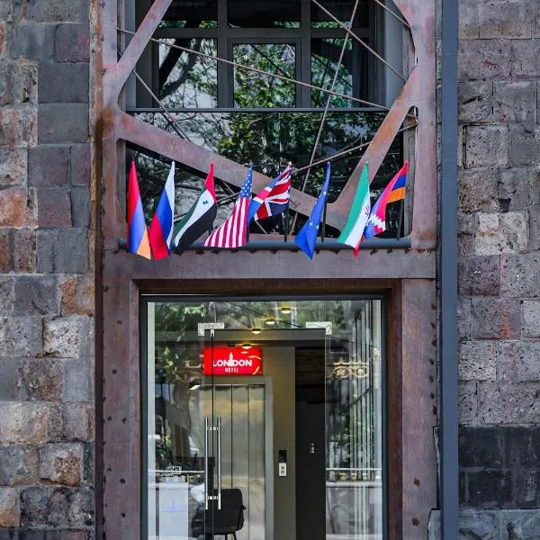 London Hotel Yerevan, hotel i Jerevan