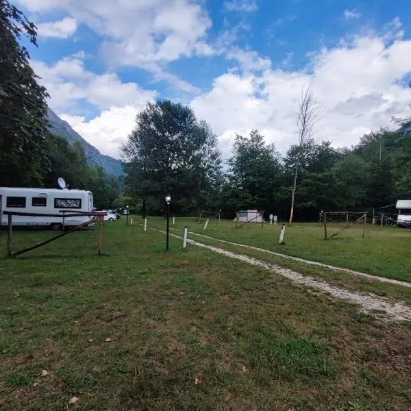 Camping Il Vecchio Mulino, hotel v destinaci Opi