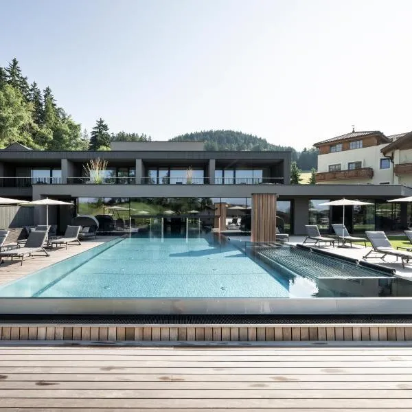 Hotel Viertler, hotel u gradu 'Avelengo'