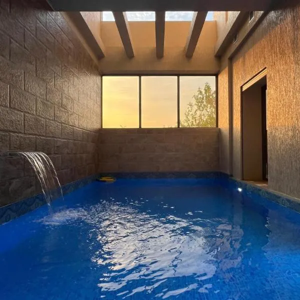 The Private chalet للعائلات فقط, hotel em Al Khiran