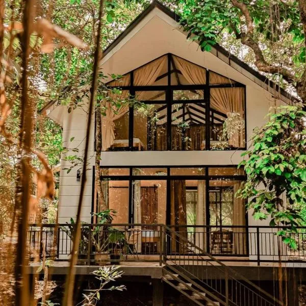 Kaliraya Surf Kamp by Eco Hotels, hotel in Cavinti