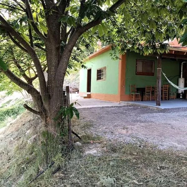 Manganiari Springs Cabin Retreat, khách sạn ở Dhipótama