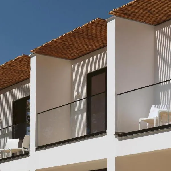 NOIMA Hotel & Suites，瓦利波約的飯店