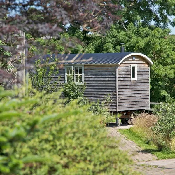 The Parlour, for Alton Towers & the Peak District, hôtel à Uttoxeter