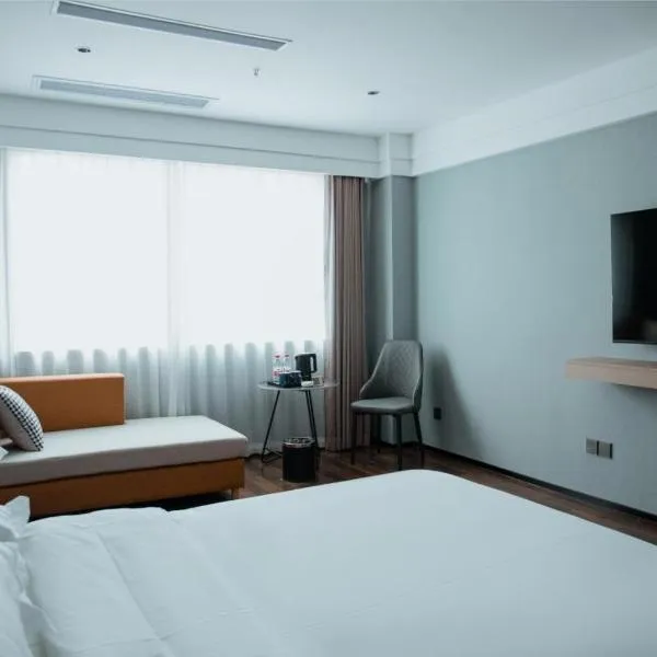 Elong Me Hotel Fuyang Wanda Plaza South Bus Station, hotel a Fuyang