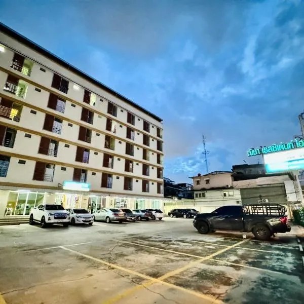 Nicha Residence Hotel โรงแรมในกรุงเทพมหานคร