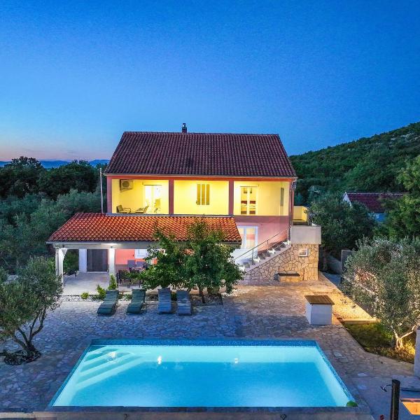 Apartment Milica, Radošinovac