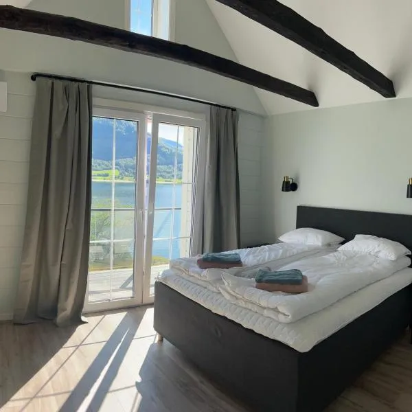 Husslåttene apartments, hotel v destinaci Skei