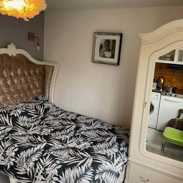 Studio6 Charming Studio with Modern Amenities in Central London, London