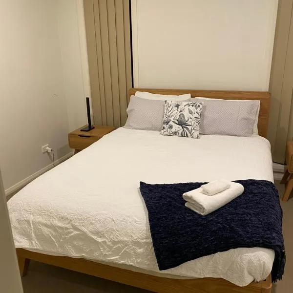 Immaculate House、Higginsのホテル