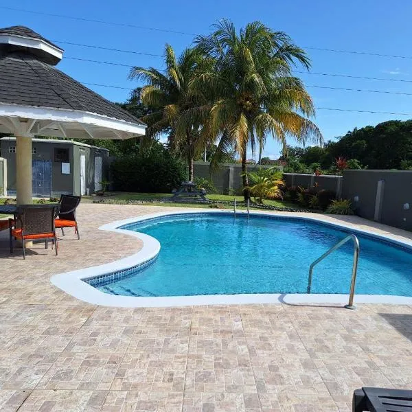 Driftwood 85, hotel v destinaci Canaan