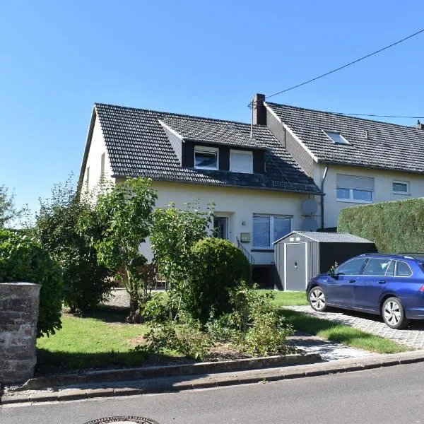 Ferienhaus Auf Pötsch, hôtel à Minderlittgen