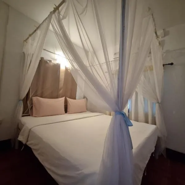 Cheeva Lodge ชีวาลอดจ์, hotel in Ban Huai Pu