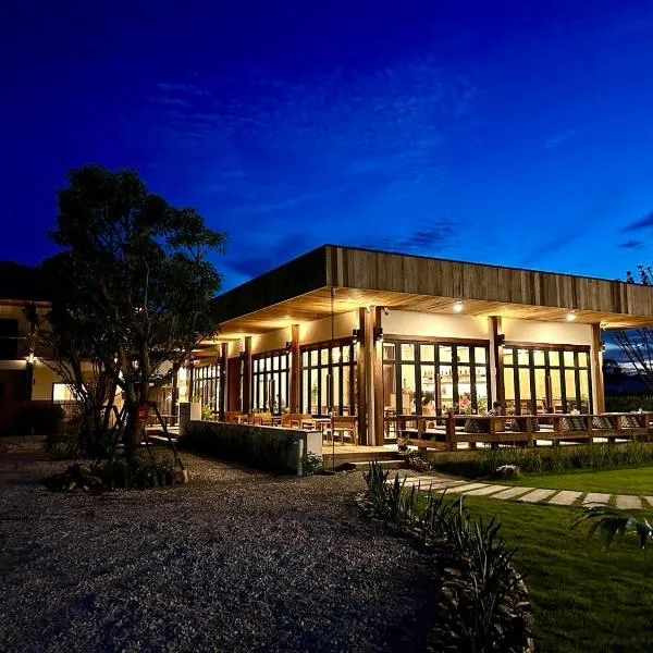 Zenery Lake Resort, hotel in Ban Don Klang