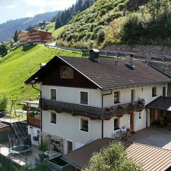 Apartment Mühlmann, hotel v destinaci Außervillgraten