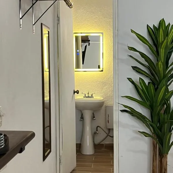 Estudio céntrico con diseño industrial, hotel v destinaci San José del Cabo