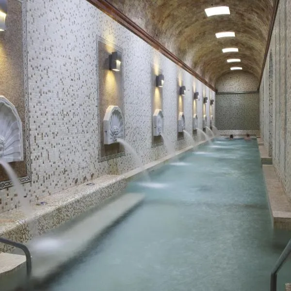 Hotel Parque Balneario Termas Pallares, ξενοδοχείο σε Alhama de Aragón