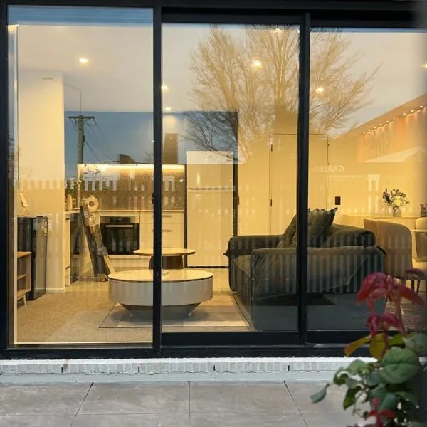 CBD Contemporary Comfort Townhouse 2 Bed 2Bath, hotel in Christchurch