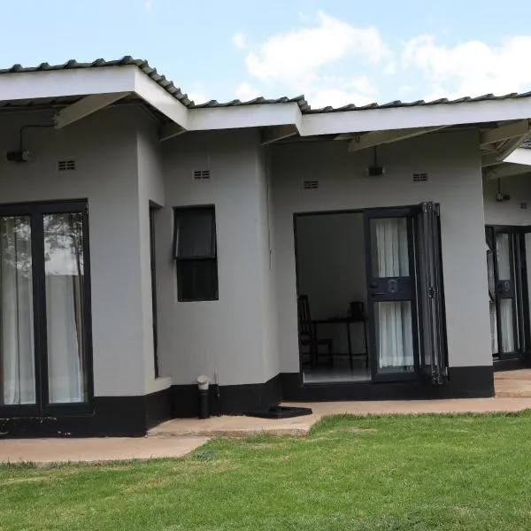 Tambarara Manor & Conference Centre、ハラレのホテル