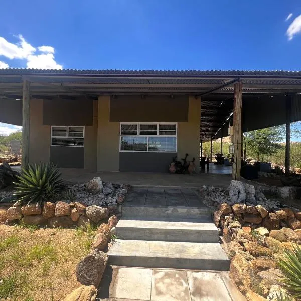 Karibu Self-Catering Unit 1, Hotel in Omaruru