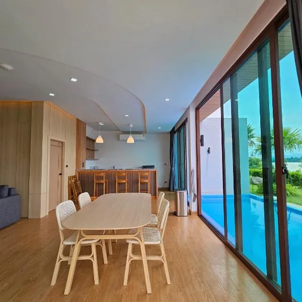 Sunrise Resort & Cafe - ซันไรส์ รีสอร์ท & คาเฟ่, hotel v destinaci Nakhon Phanom