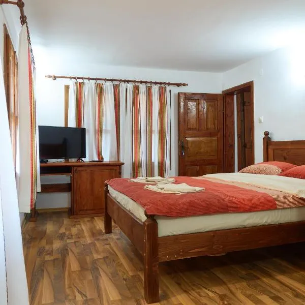 Хотел Хаджи Вълчевия хан, hôtel à Zheravna