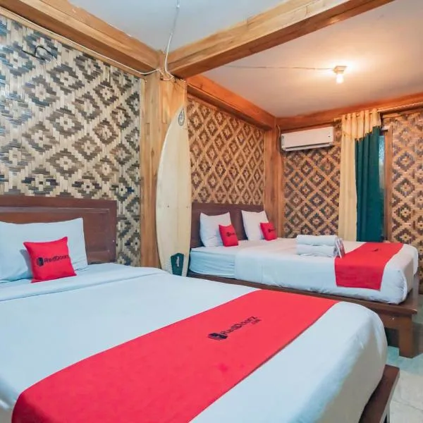 RedDoorz near Pantai Karang Hawu Pelabuhan Ratu, hotel in Pelabuhan Ratu