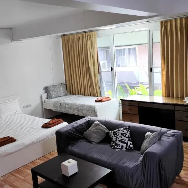 Doodle Lodge Bangkok, hotel in Bangkok