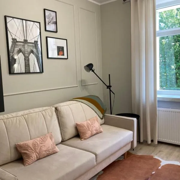 Nowe studio blisko Atlas Areny, hotel v Lodži