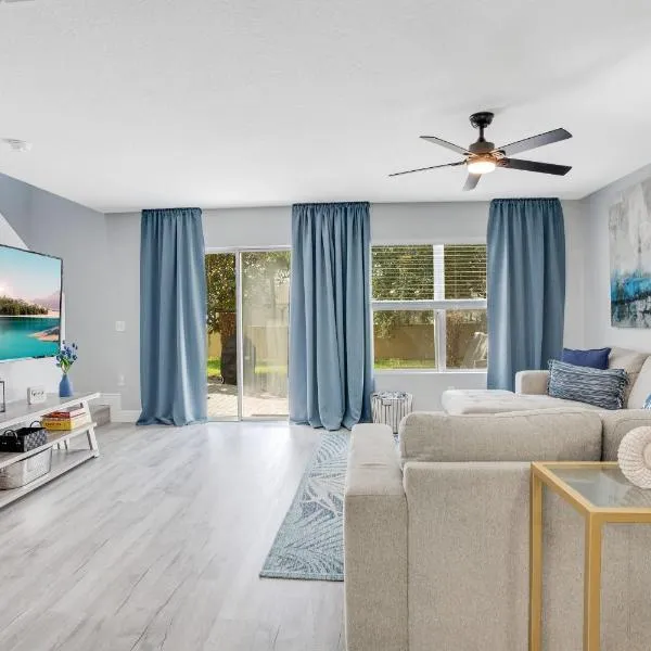 Stylish Villa Near Disney & Universal, ξενοδοχείο σε Kissimmee