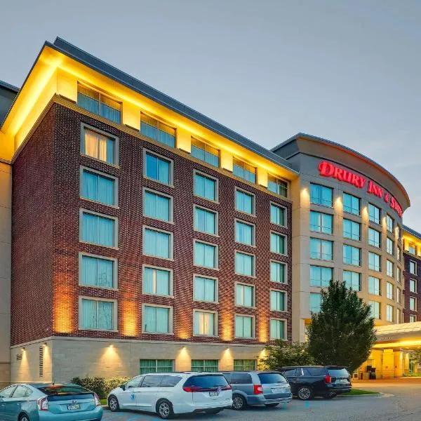 Drury Inn & Suites Grand Rapids, hotel in Cascade