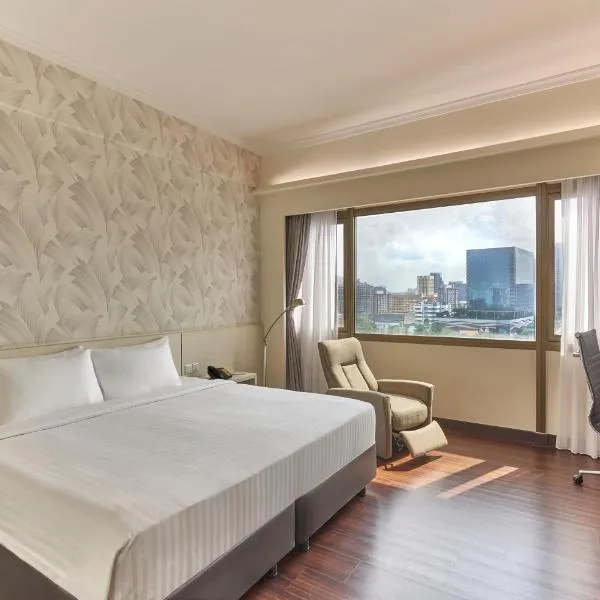 Village Hotel Bugis by Far East Hospitality, hotel in Singapore