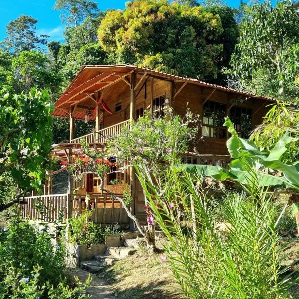 PANCHIGUA HOSTEL, hotel in Sasaima