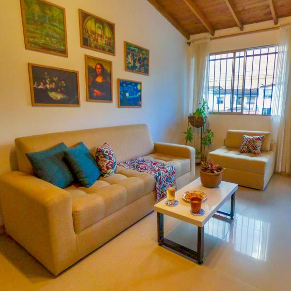 Azulejo - Guest House, Medellín