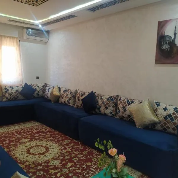 Rooms in shared apartment close to CMN-Airport, ξενοδοχείο σε Dah Hammou Ben Cheïkh