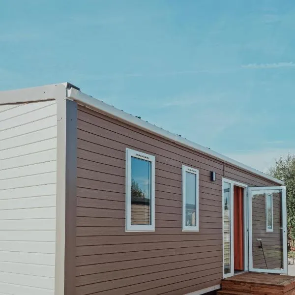 Super Cordelia - Camping Belle-Vue, hotel in Berdorf