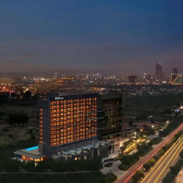 Hilton Gurugram Baani City Centre – hotel w mieście Gurgaon