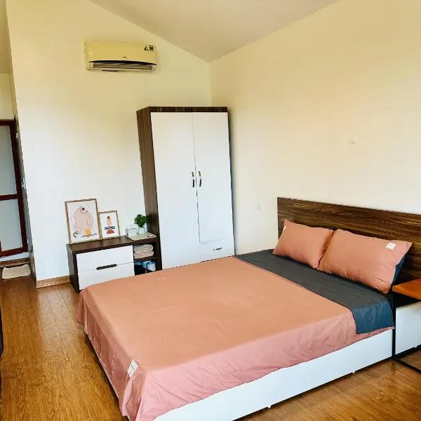 Kim An Homestay, Pizza - Cafe, ξενοδοχείο σε Ha Long