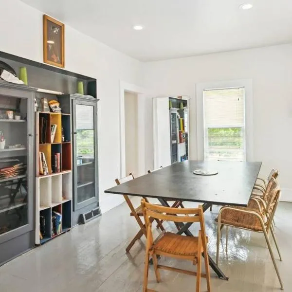 Spacious Detroit Home, Downtown Nearby, 8 Guests, hotel a Detroit