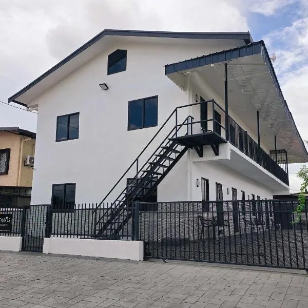 KRONOS APARTMENTS, hotel in Paramaribo