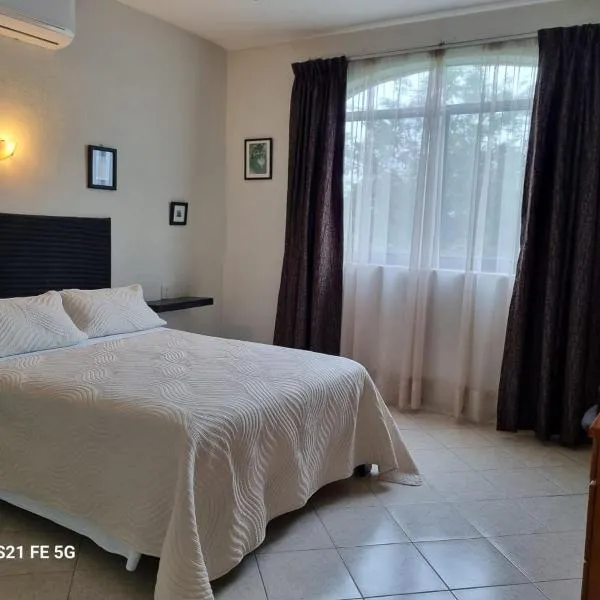 Delfin, hotel v destinaci Cruz de Huanacaxtle