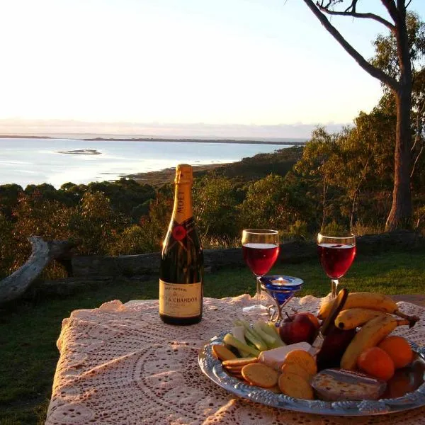 Island View Spa Cottage, hotel a Smithton
