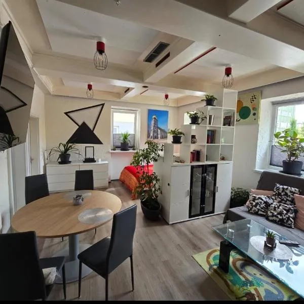 Private Living Central, Dampfdusche, מלון בקואפלך