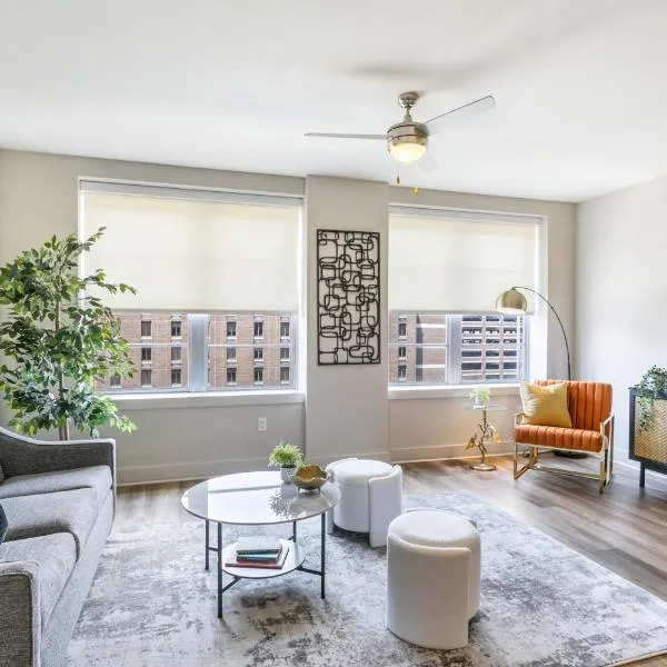 New Renovated Condo in the Heart of NOLA, hotel in New Orleans