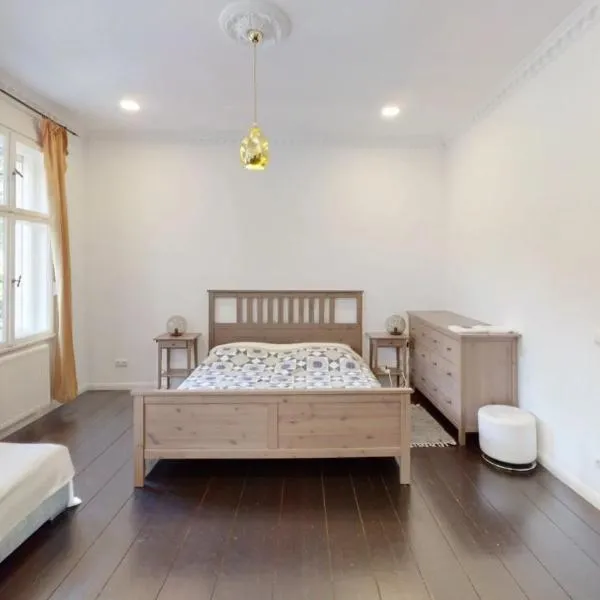 Villa Wittenau Ferienwohnung 3, hotel en Berlín