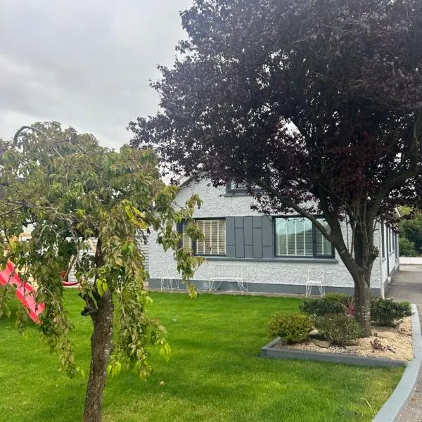 Natonia House, ξενοδοχείο σε Τουλλαμόρ